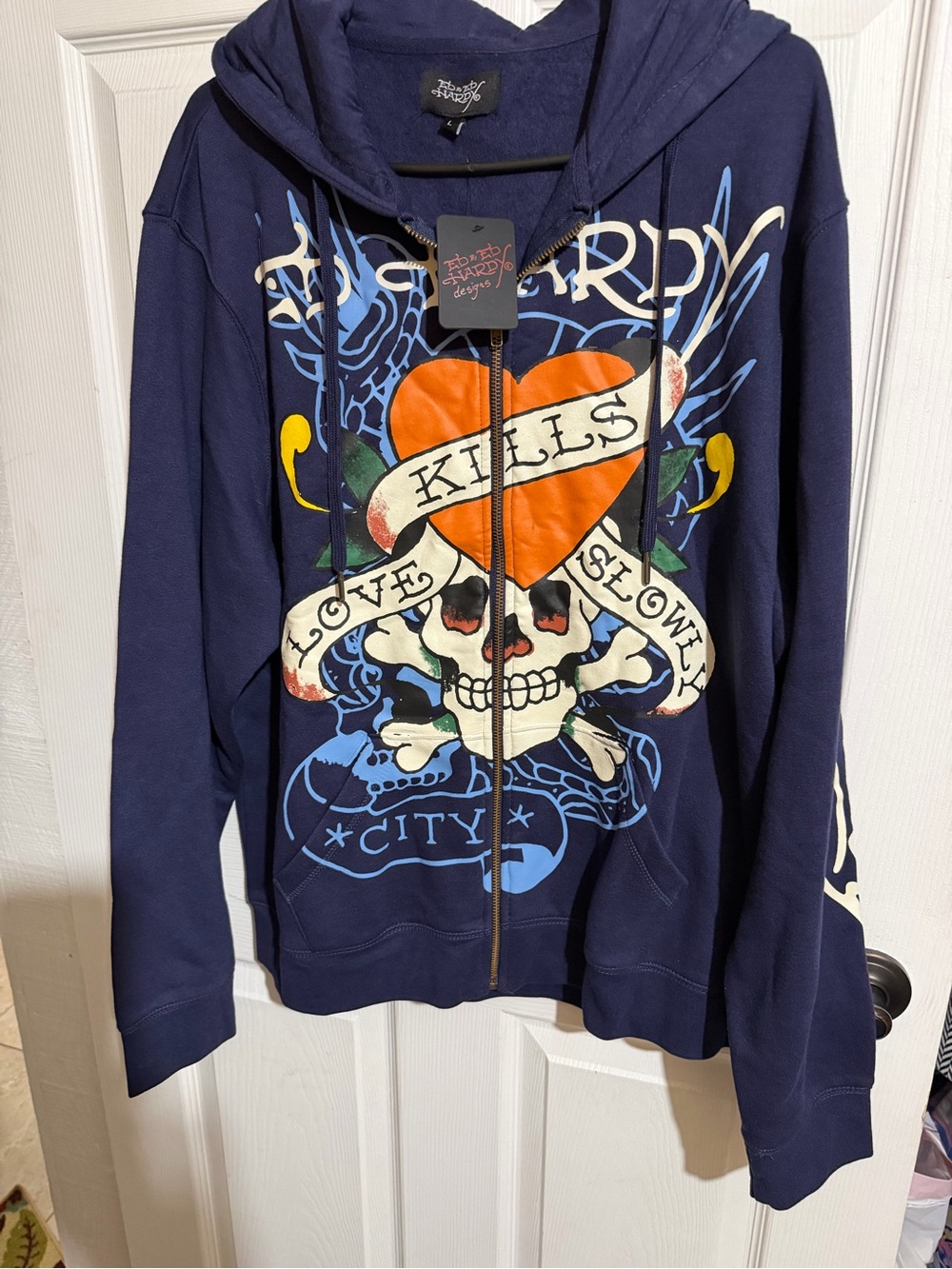 Ed Hardy Mens SZ L Navy Graphic Zip-Up Hoodie with Heart & Skull Artwork NWT